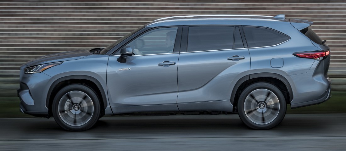 Jön a Lexus TX, azaz a nyújtott Toyota Highlander