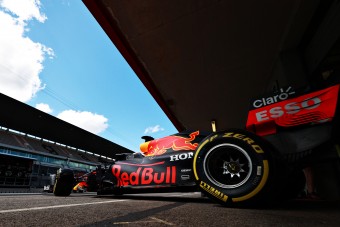 F1: Őrült összeesküvést sejt a Red Bull