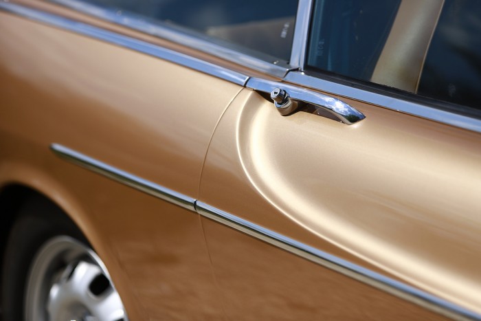Hófehérke koporsója – Volvo 1800 ES 6 Hófehérke koporsója – Volvo 1800 ES 6