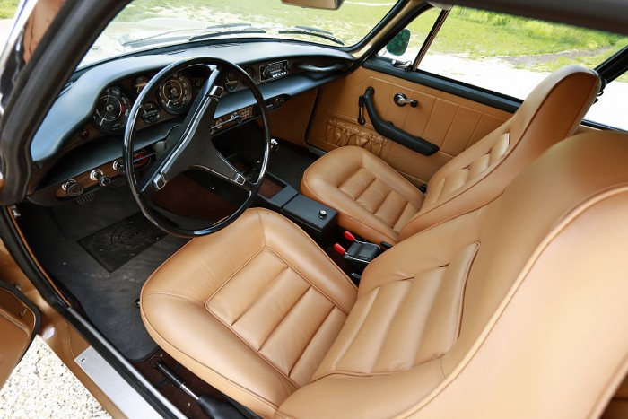Hófehérke koporsója – Volvo 1800 ES 8 Hófehérke koporsója – Volvo 1800 ES 8