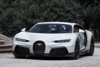 440-nel mehet közúton az új Bugatti 54