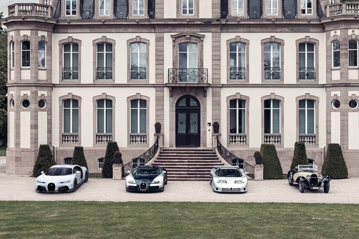 440-nel mehet közúton az új Bugatti 9 440-nel mehet közúton az új Bugatti 9