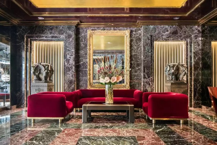 Több millió dollárt bukott Cristiano Ronaldo 6