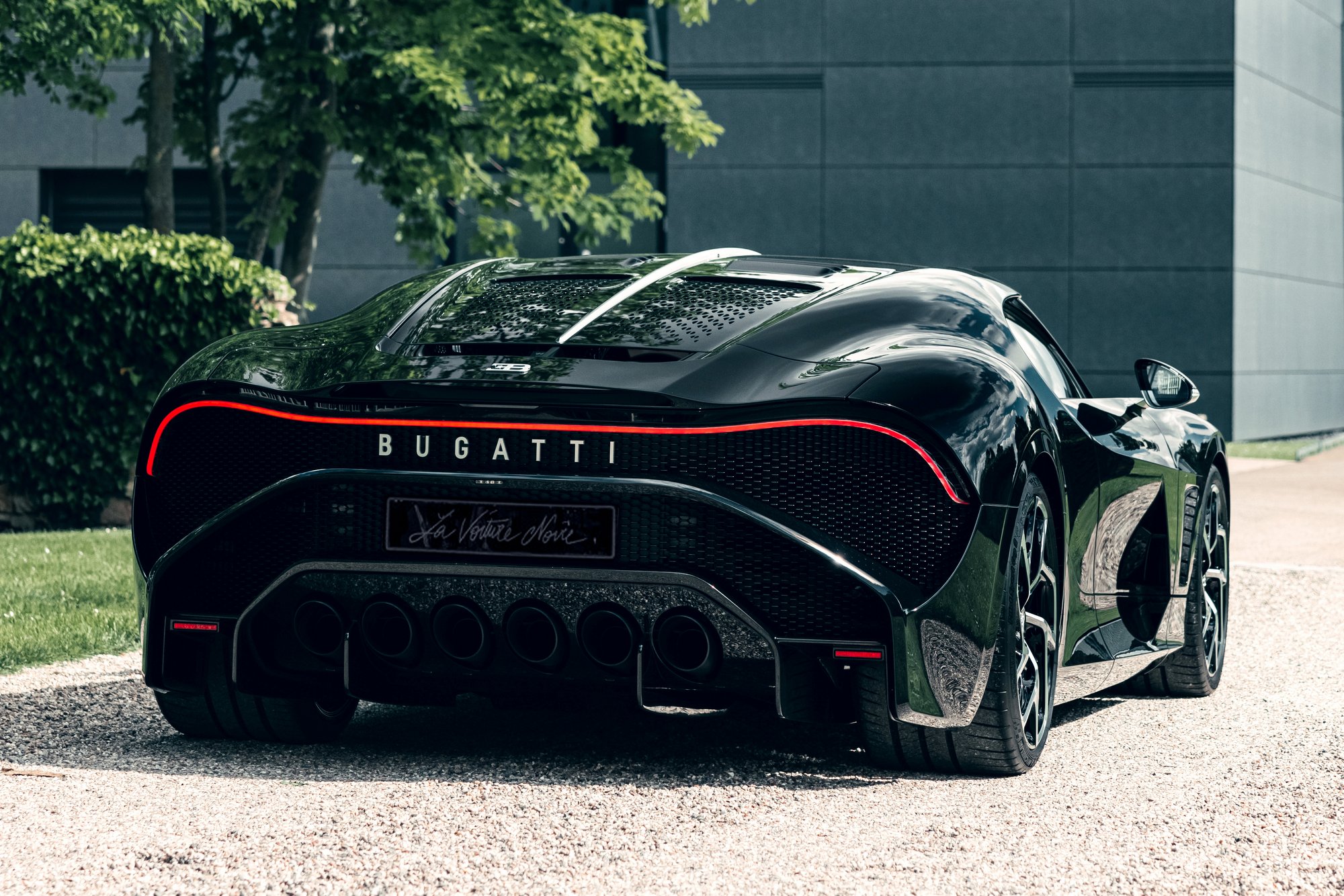 4 milliárdba kerül a Bugatti új csodajárműve 9