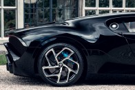 4 milliárdba kerül a Bugatti új csodajárműve 37