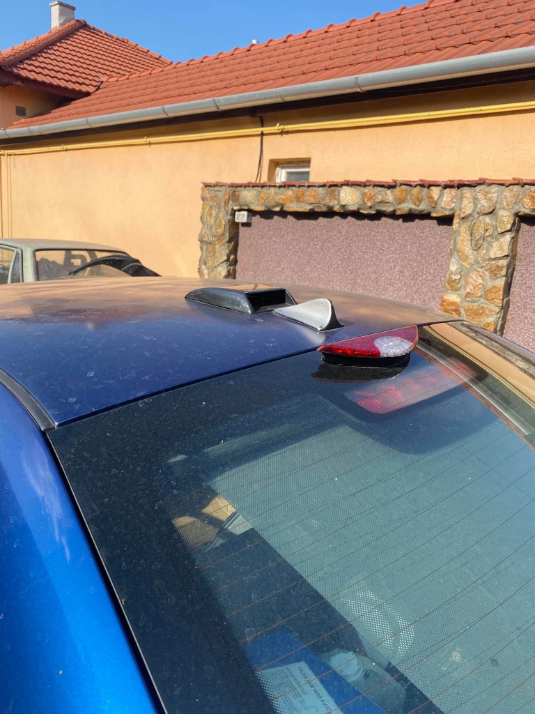 Ez az öreg BMW E36 mutatja, milyen csúf véget érhetnek klasszikus típusok 2