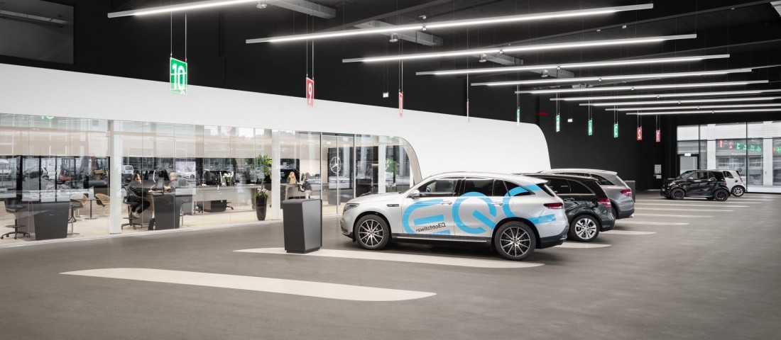 Eladja márkakereskedéseit a Mercedes