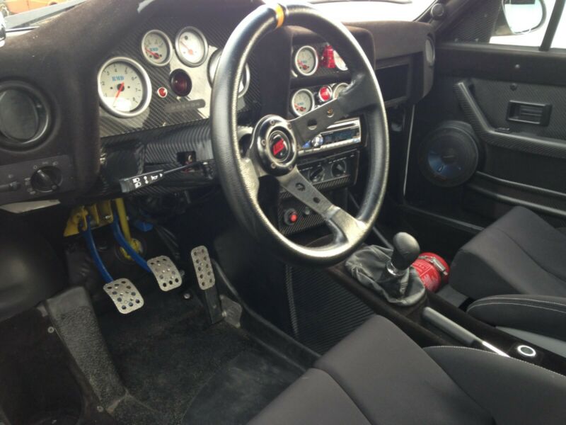 7,7 milliót kérnek ezért a komolyra tuningolt faros Skodáért 5