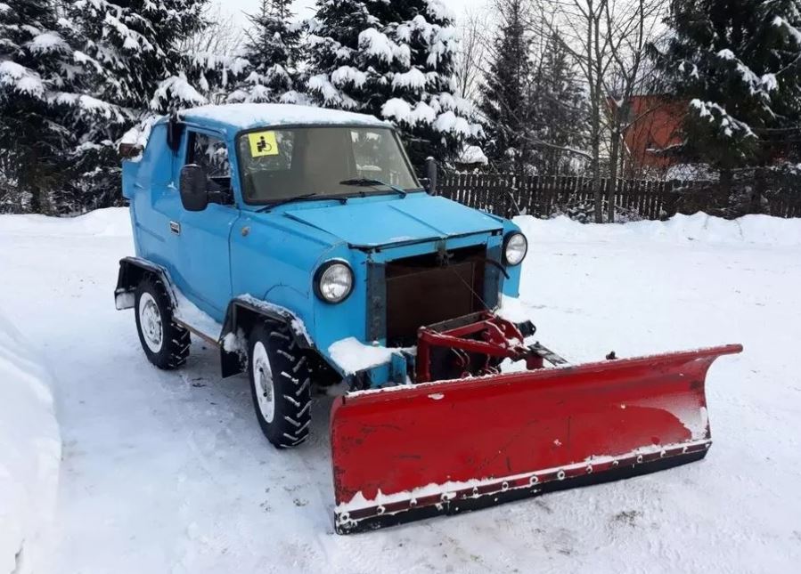 A Nivából és Moszkvicsból gyúrt hótolónál cukibbat ma nem látsz 4