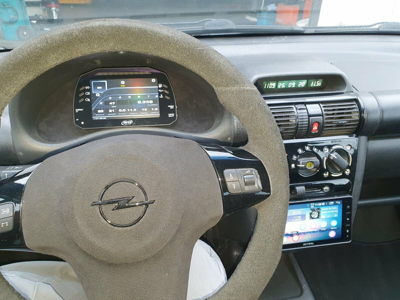 Ez a fekete méregzsák nem a szomszéd csaj Tigrája 3