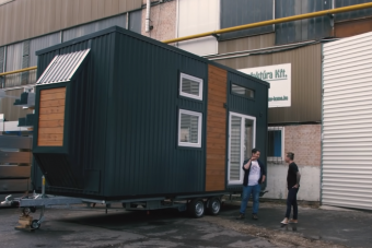 Magyarországot is elérte az apró házak őrülete, ezek ráadásul gurulnak is