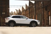 Kézi váltó rég volt ennyire jó – Mazda CX-30 41