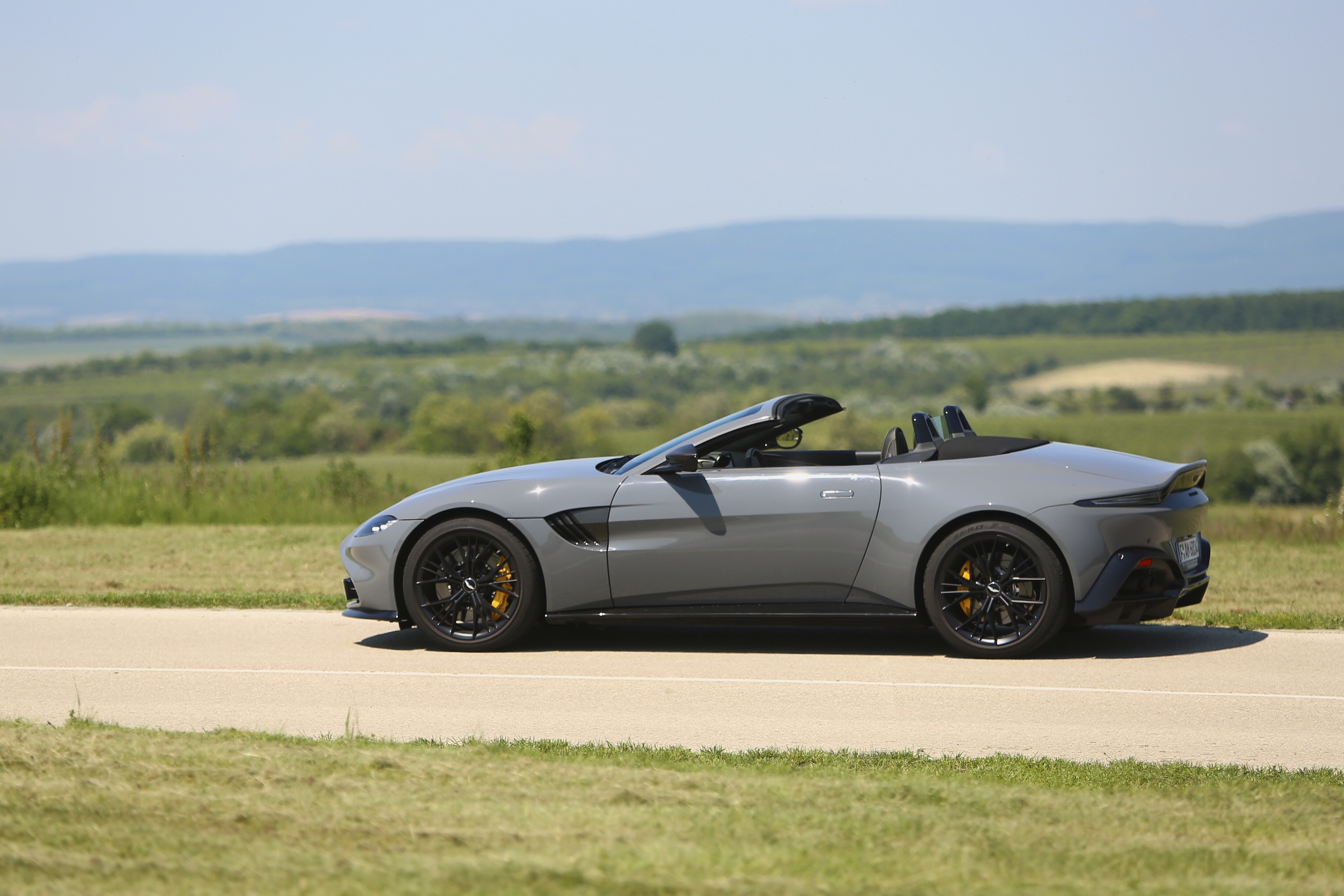 Ha én James Bond lennék… – Aston Martin Vantage Roadster 5