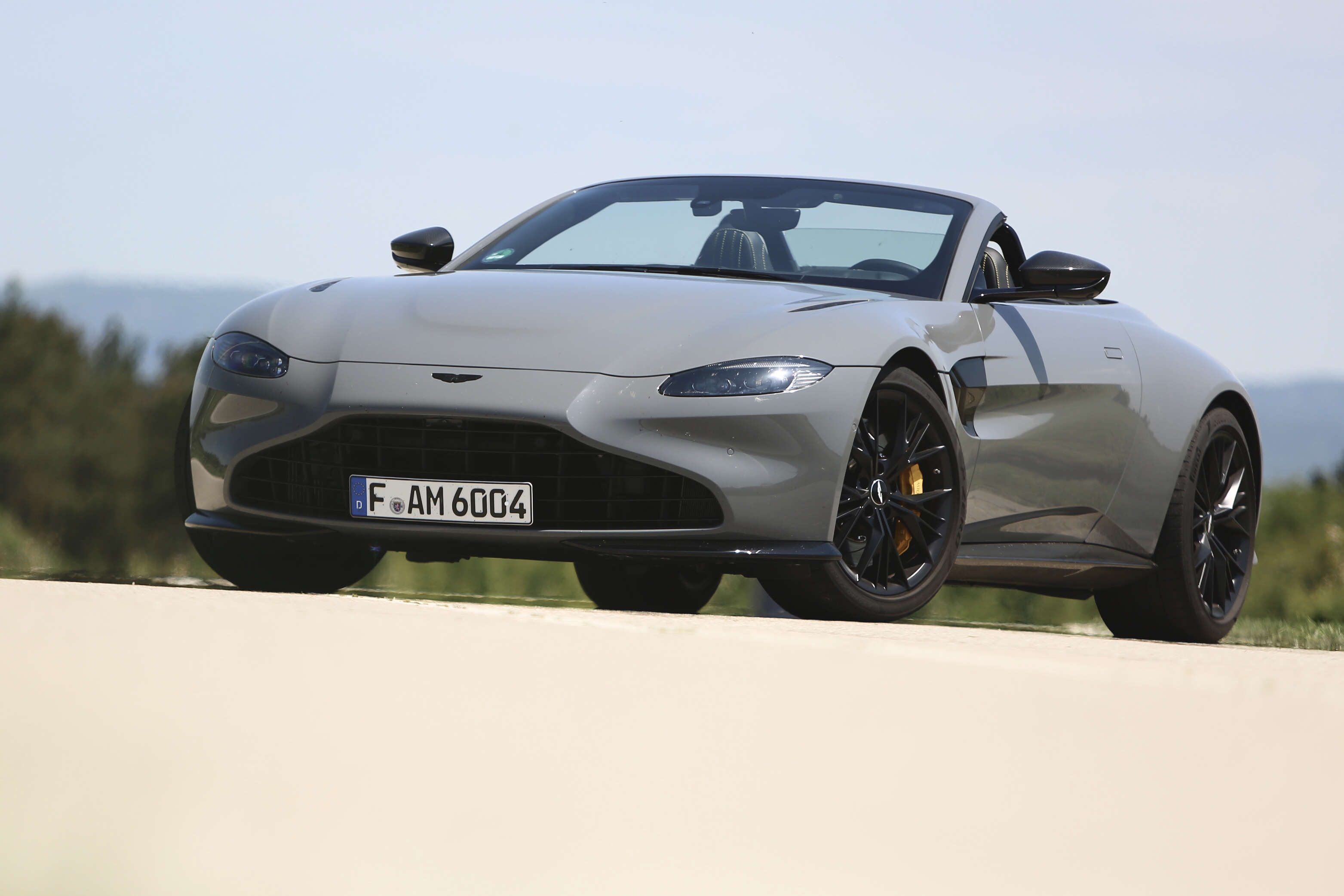 Ha én James Bond lennék… – Aston Martin Vantage Roadster 1
