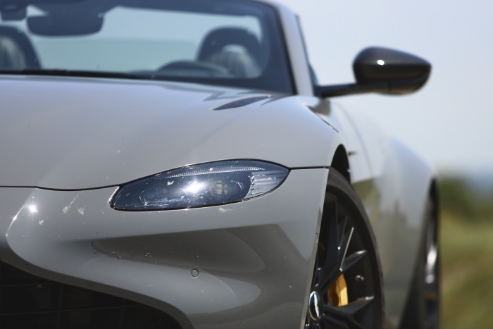 Ha én James Bond lennék… – Aston Martin Vantage Roadster 89 Ha én James Bond lennék… – Aston Martin Vantage Roadster 89