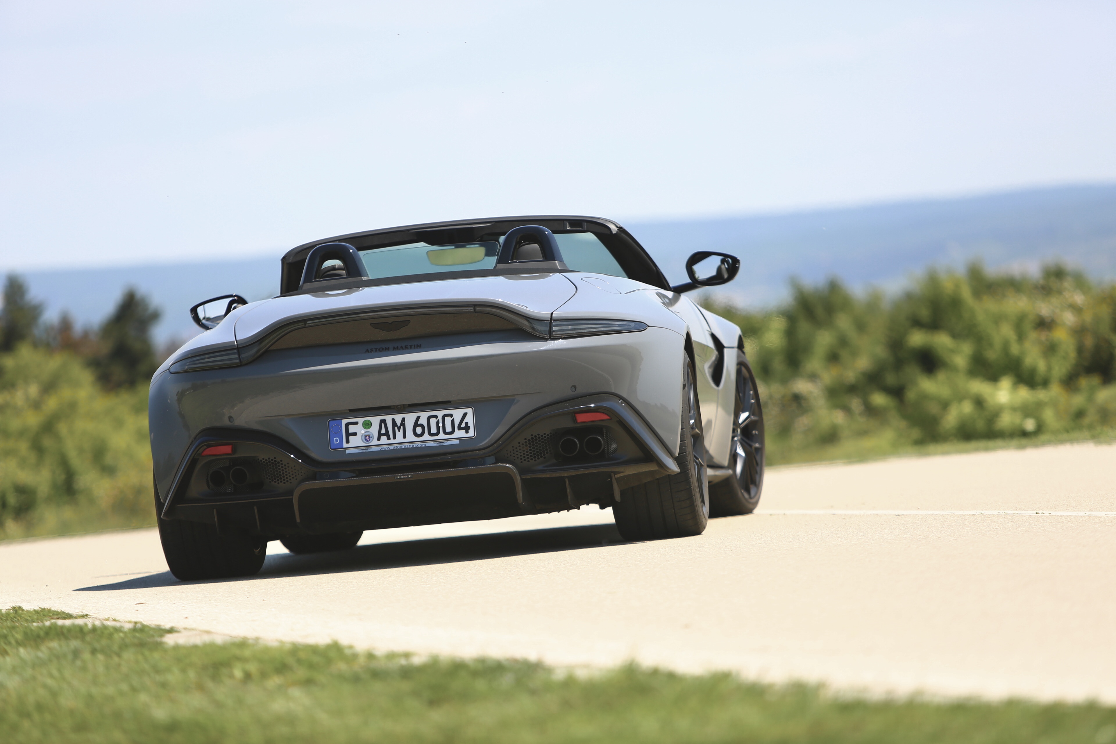 Ha én James Bond lennék… – Aston Martin Vantage Roadster 15