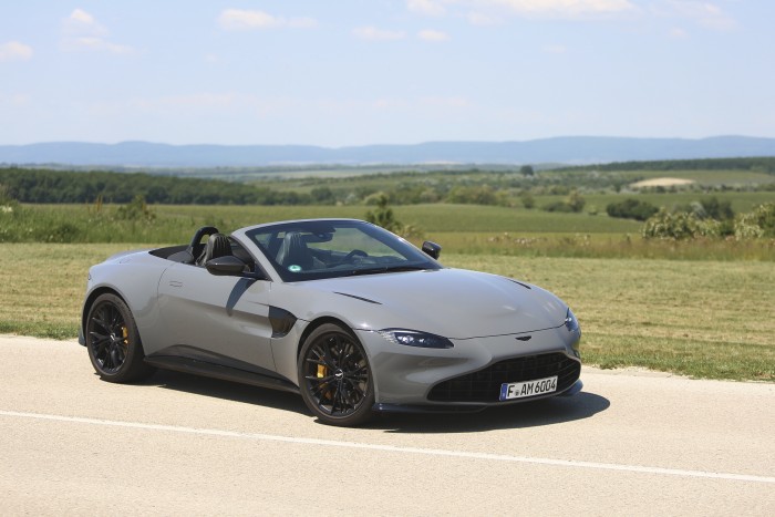 Ha én James Bond lennék… – Aston Martin Vantage Roadster 90 Ha én James Bond lennék… – Aston Martin Vantage Roadster 90