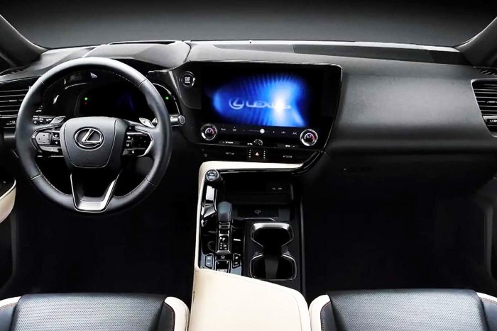 Premier előtt az első plug-in hibrid Lexus 6