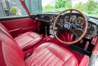 1,6 milliárdba kerül ez a csokor Aston Martin, és így is olcsó 42 1,6 milliárdba kerül ez a csokor Aston Martin, és így is olcsó 42