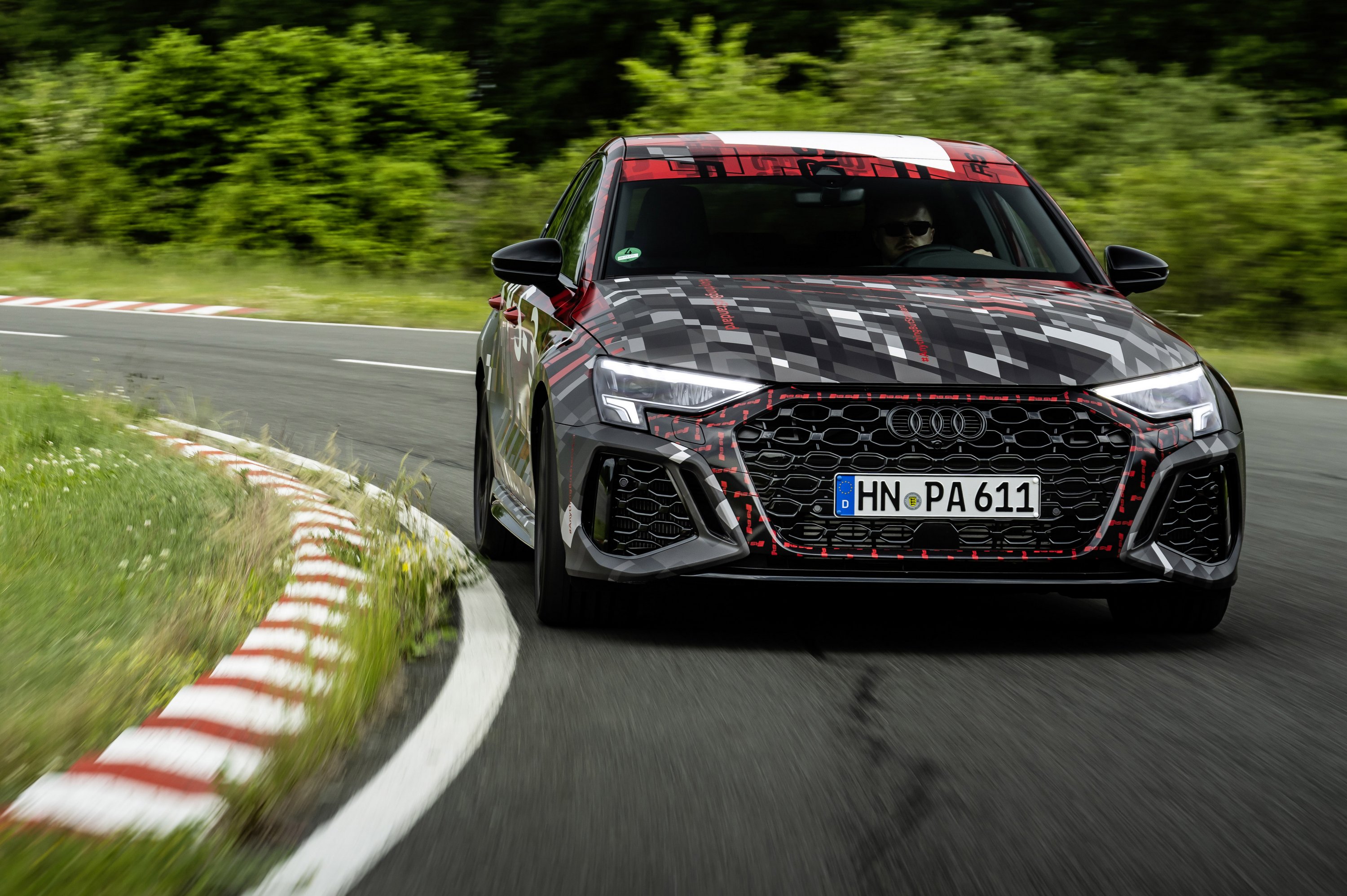 Akár egykerék-hajtásra is képes lesz az új Audi RS3 3