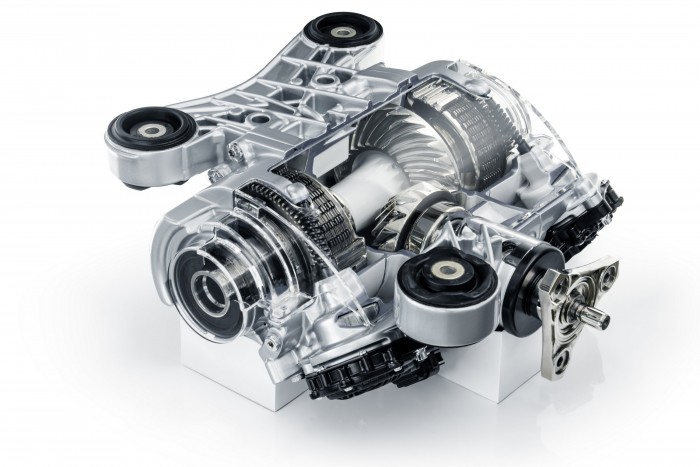 Akár egykerék-hajtásra is képes lesz az új Audi RS3 6