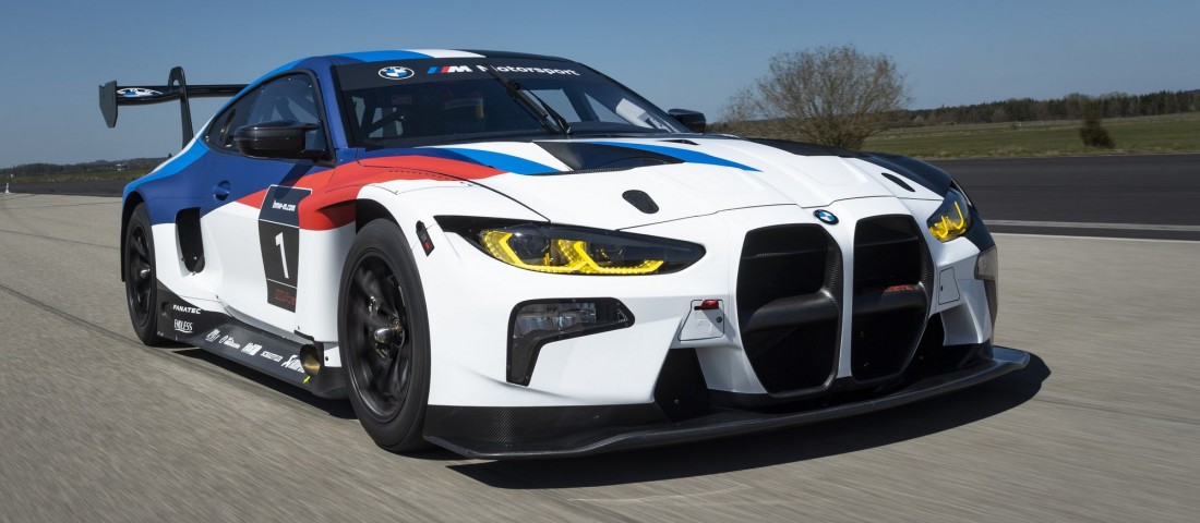 Elkészült az első nagy orrú BMW versenyautó