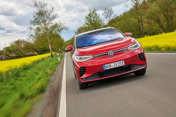 Bejelentette a Volkswagen, mikor száműzi Európából hagyományos autóit