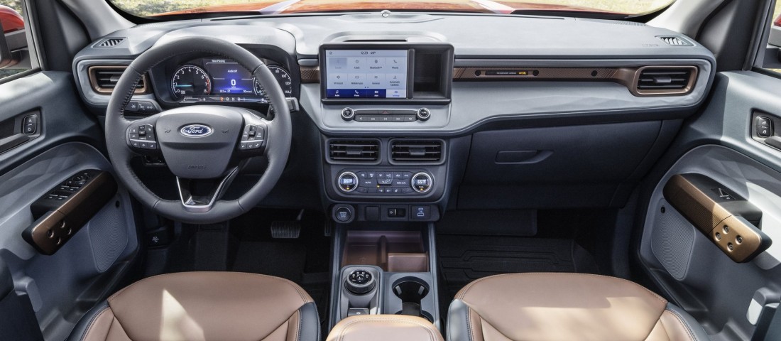 Hibrid pickupot mutatott be a Ford