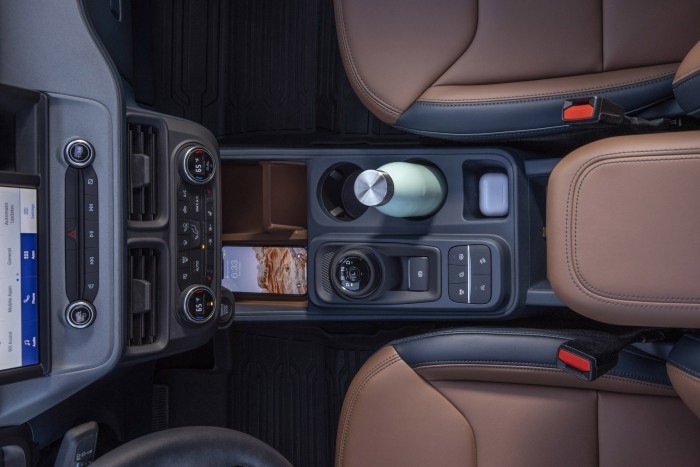 Hibrid pickupot mutatott be a Ford 7