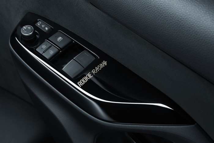 Személyi kultusz: a cégelnökről nevezték el a kisautót 6