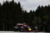 F1: Óriási hiba Bottastól, életveszélyt okozott a bokszutcában 1