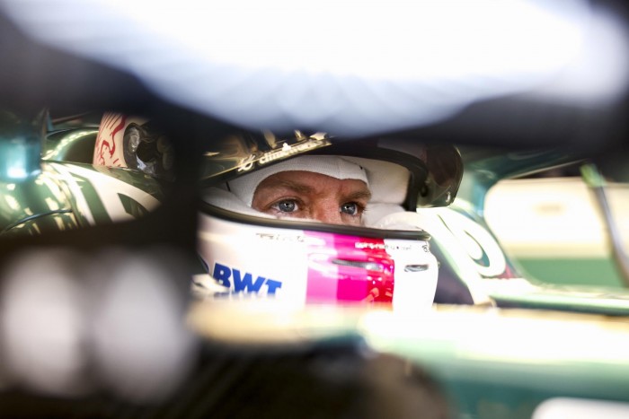 Vettel: A semminél ez is jobb 2 | Vezess Vettel: A semminél ez is jobb 2