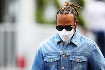 F1: Hamilton belátta, hiba volt kritizálni a Mercedest
