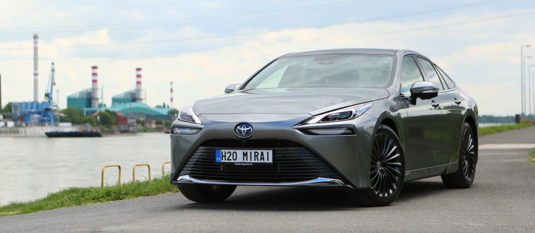 Videón a Toyota, ami vizet bocsát ki