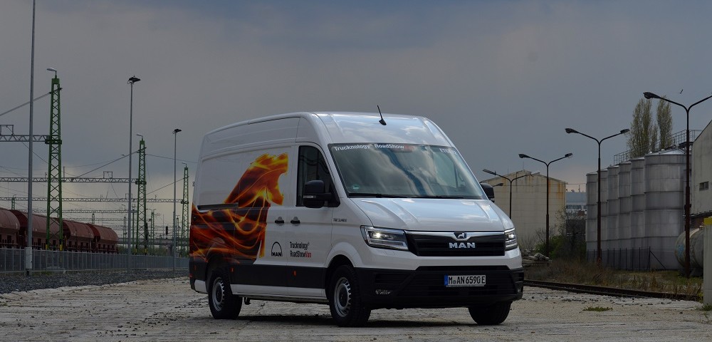 Tud magyarul az elektromos oroszlán