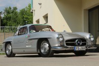 Budapest egyik legértékesebb ingósága ez a Mercedes 300 SL 81