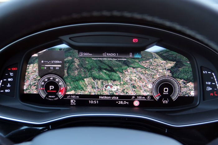Audi SQ8: Precíziós csapásmérő 8 Audi SQ8: Precíziós csapásmérő 8