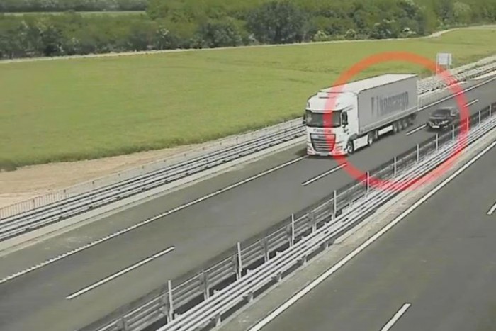 Videón az M85-ösön történt súlyos baleset