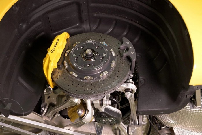 Bűn eltenni, vagy zseniális befektetés a Lexus LFA? Itt a válasz! 9