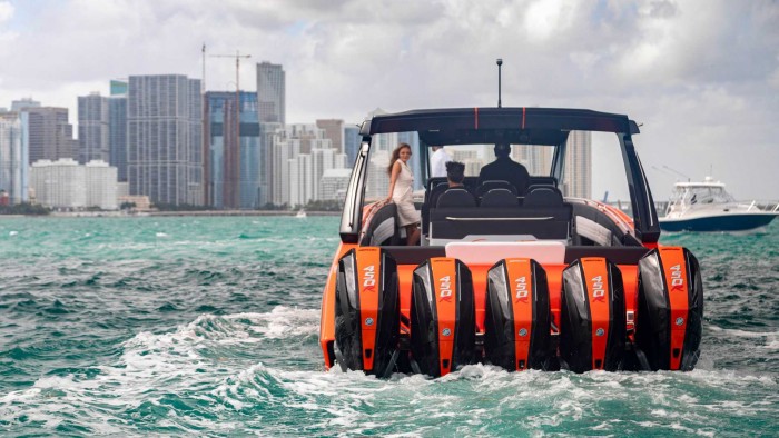 2250 lóerős hajóhoz adja nevét a Mercedes-AMG 1