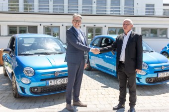 KB Autoteam Fiat 500 Hybrid-ek a SHARE NOW-nak (x)