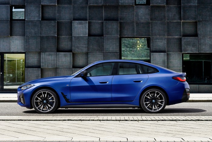 Megérkezett a BMW elektromos kupélimuzinja 10