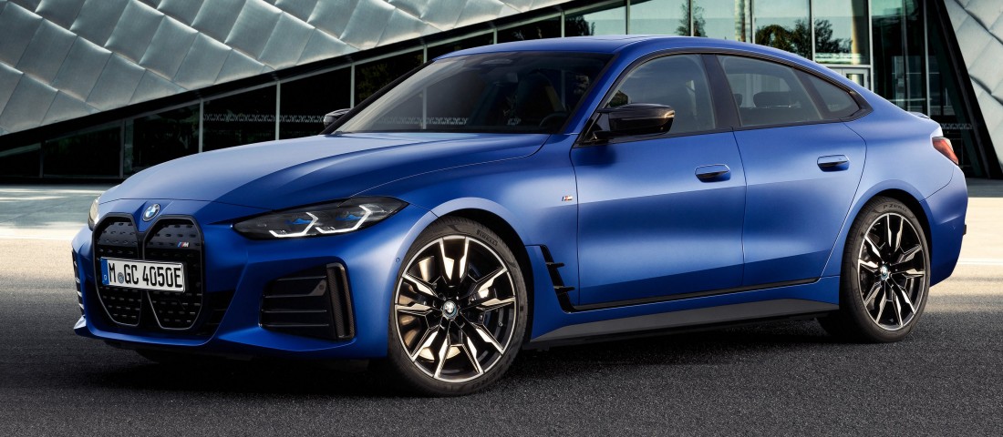 Megérkezett a BMW elektromos kupélimuzinja