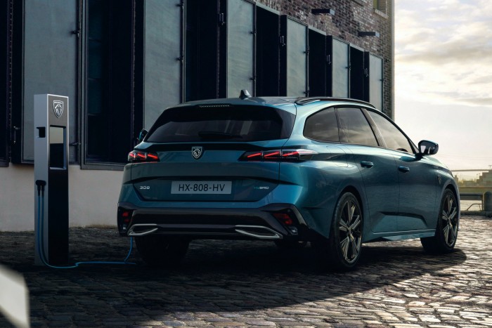 Megérkezett a Peugeot 308 kombi 1 Megérkezett a Peugeot 308 kombi 1