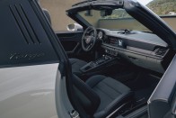 Tovább bővül a Porsche 911 családja 25