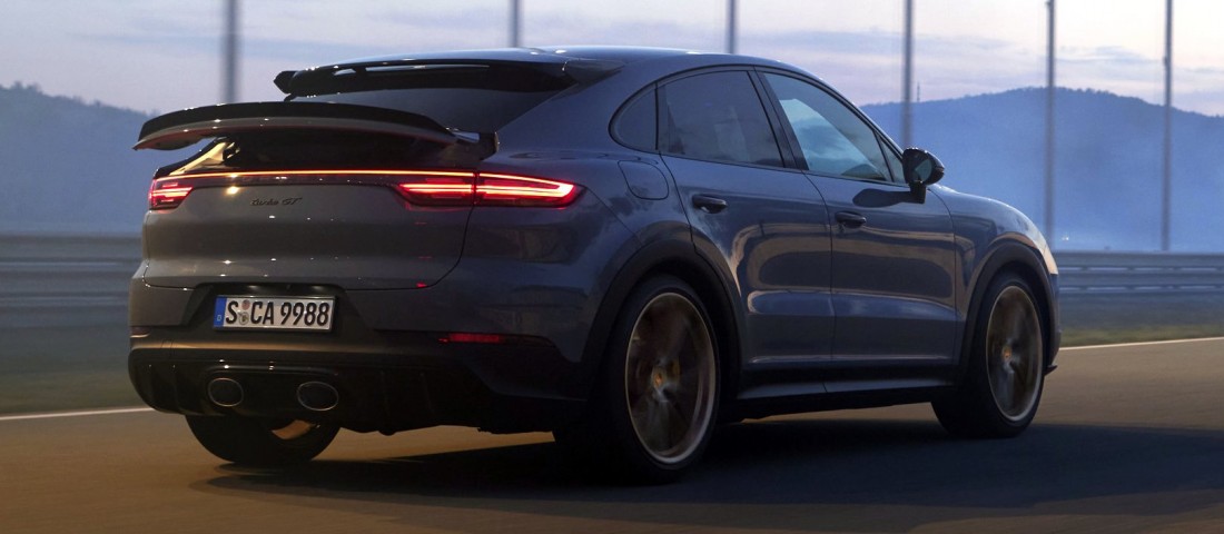 Filmen a leggyorsabb Porsche terepjáró