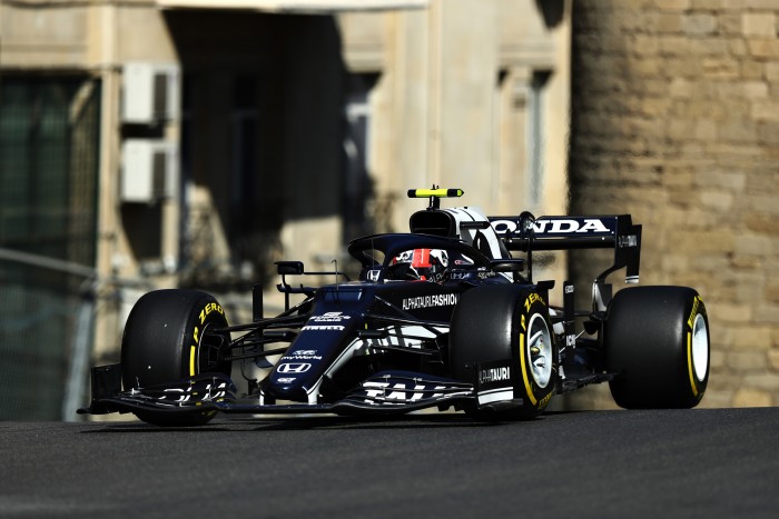 F1: A legnagyobbakkal harcolhattak a kisbikák