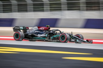 F1: Bottas kiborult a panaszkodó riválisok miatt