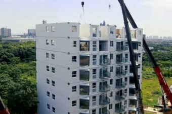 Kínai varázslat: 29 óra alatt épült fel a tízemeletes ház