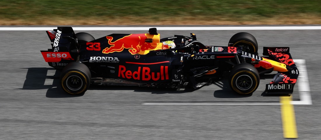F1: Domináns rajt-cél győzelmet aratott Verstappen